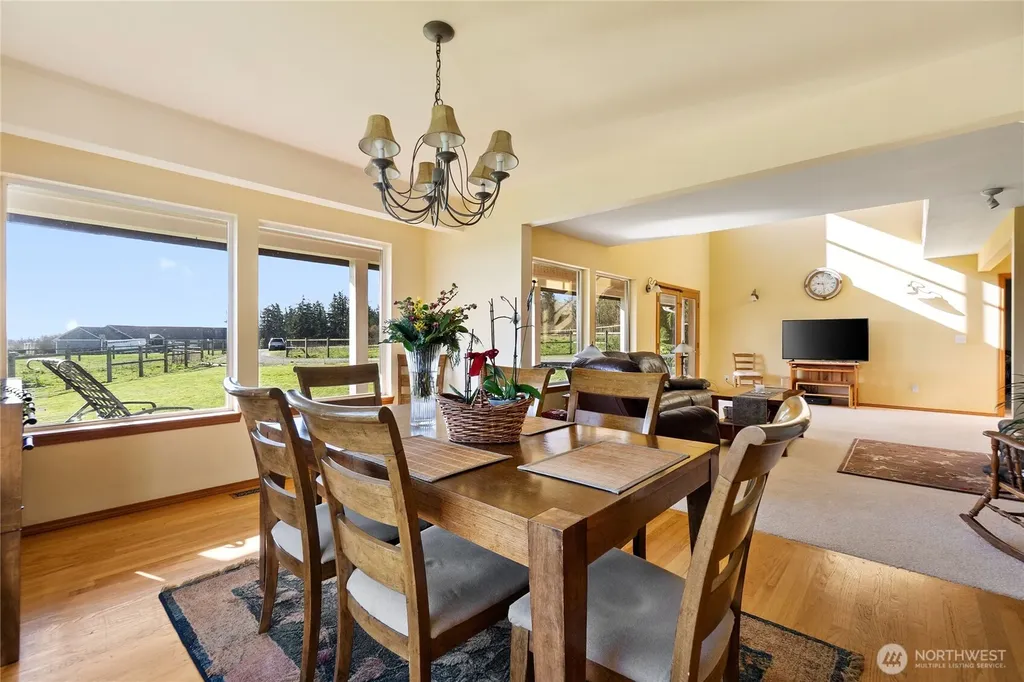 1013 Mallard Lane Camano Island WA 98282