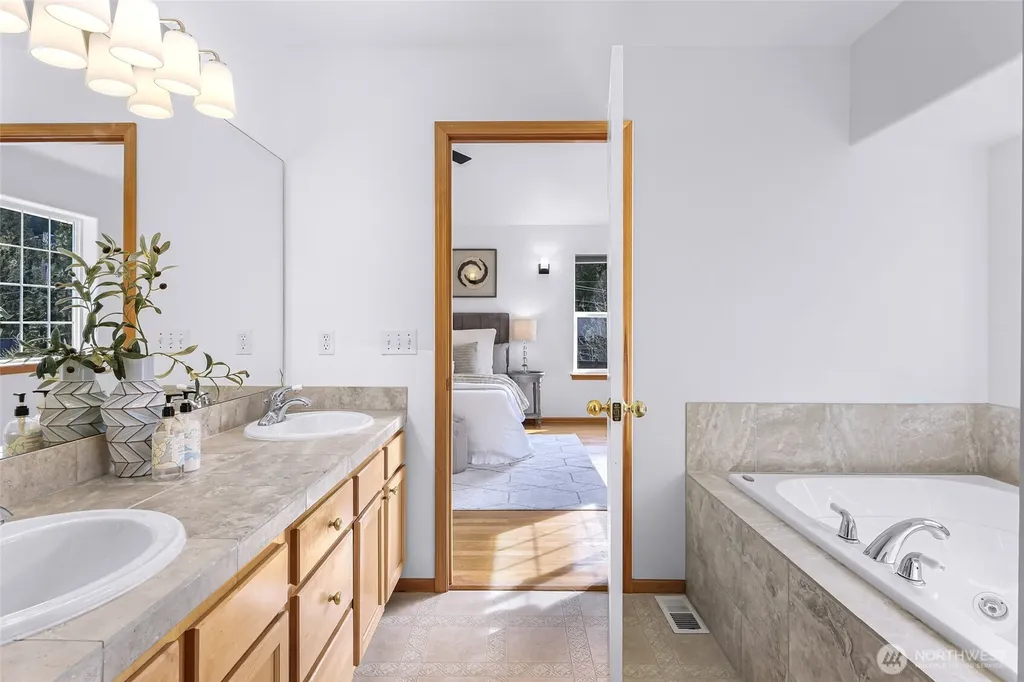 629 Arroyo Lane Bellingham WA 98229