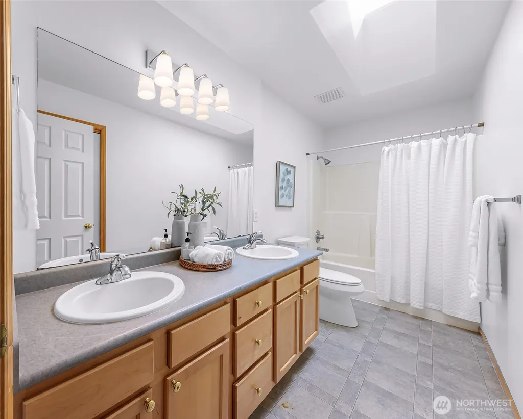 629 Arroyo Lane Bellingham WA 98229