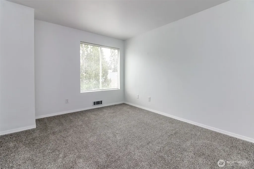 307 S 328th Lane Federal Way WA 98003