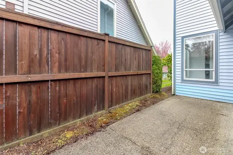 307 S 328th Lane Federal Way WA 98003
