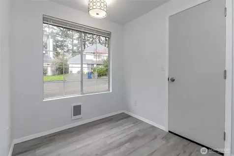 307 S 328th Lane Federal Way WA 98003