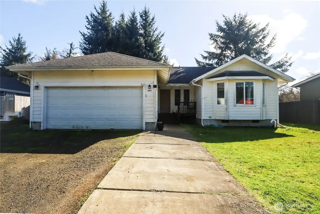 890 Vagabond Avenue SW Ocean Shores WA 98569