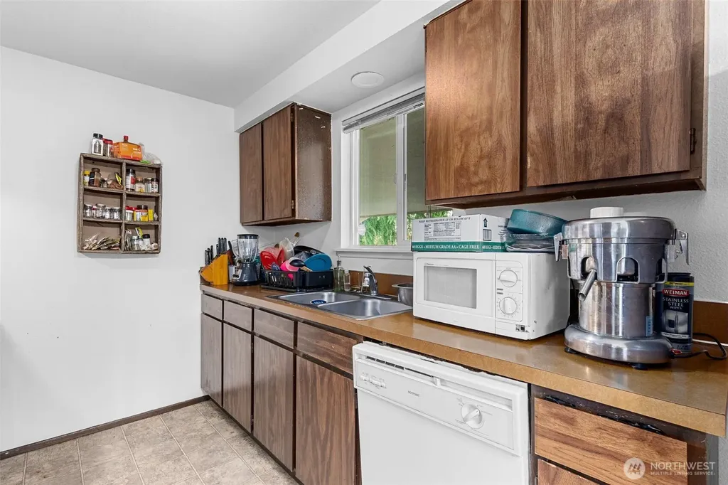 1072 Central Street SE Olympia WA 98501