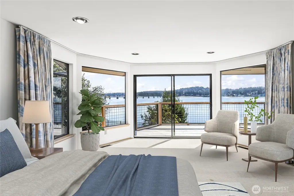 8806 Warren Drive NW Gig Harbor WA 98335