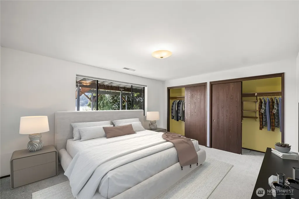 8806 Warren Drive NW Gig Harbor WA 98335