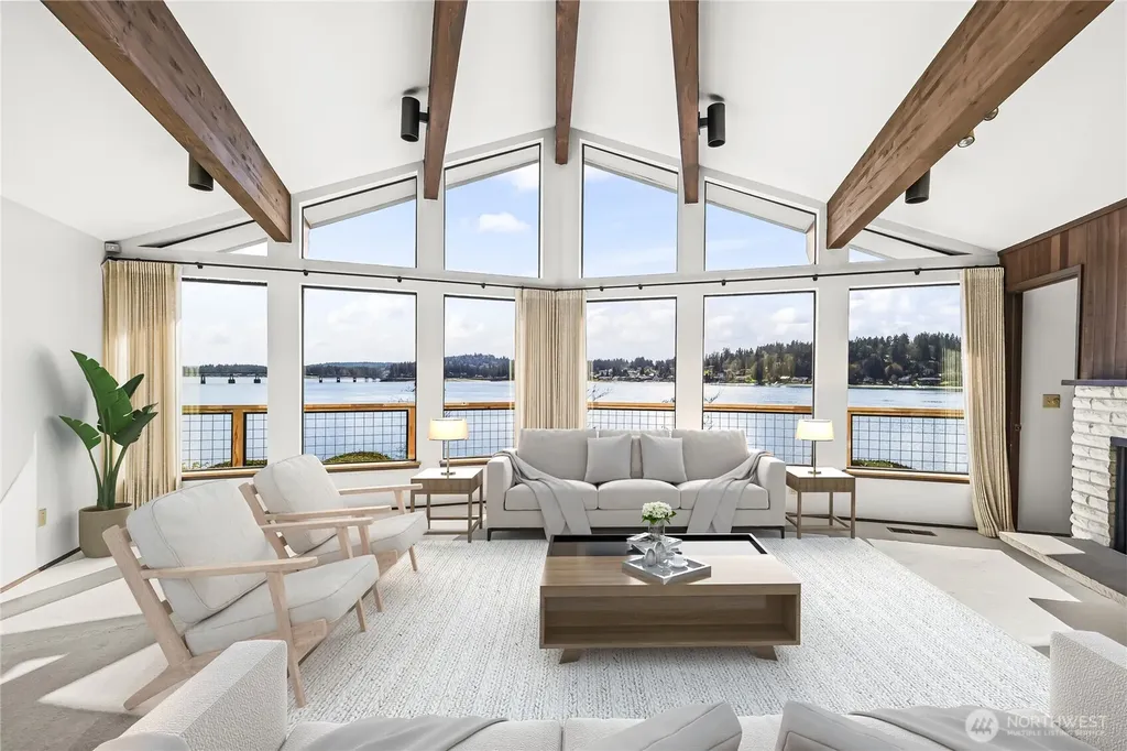 8806 Warren Drive NW Gig Harbor WA 98335