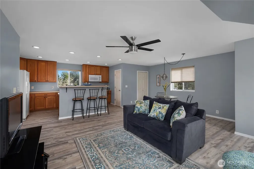 655 Skamokawa Court SE Ocean Shores WA 98569