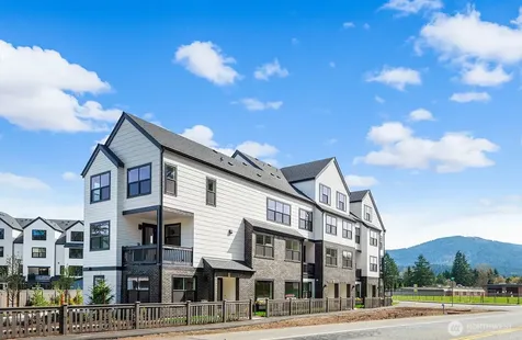 714 Newport Way NW Issaquah WA 98027