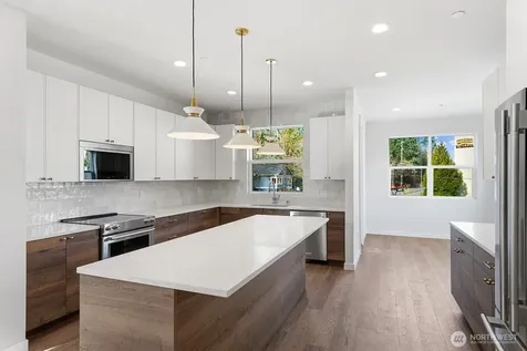 728 Newport Way NW Issaquah WA 98027