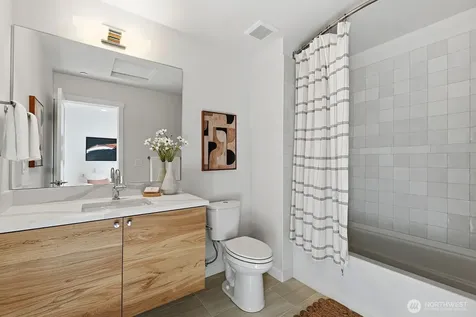 706 Newport Way NW Issaquah WA 98027