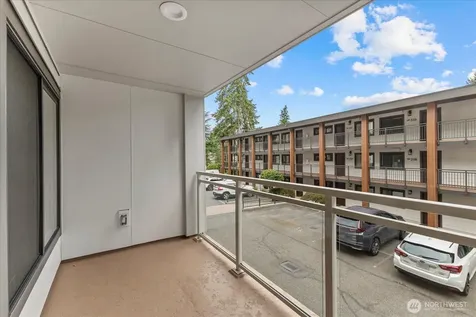 130 105th Avenue SE Bellevue WA 98004