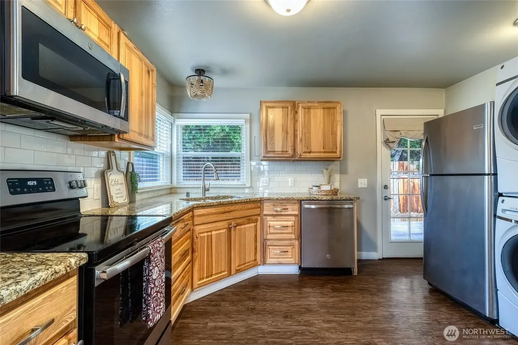415 SE 5th Street College Place WA 99324