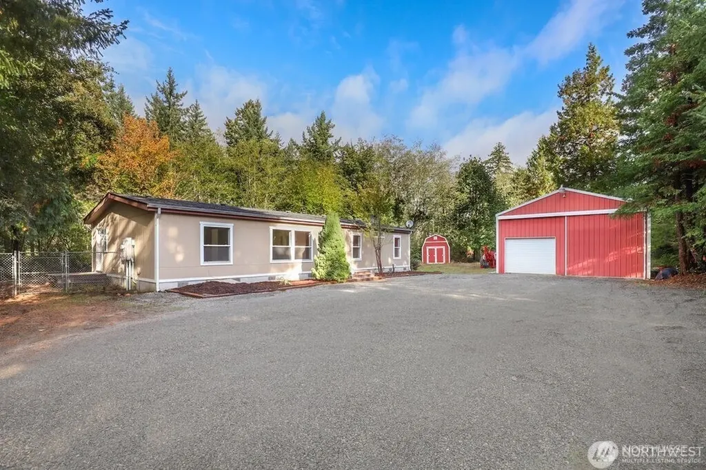 260 E Lansky Drive Shelton WA 98584