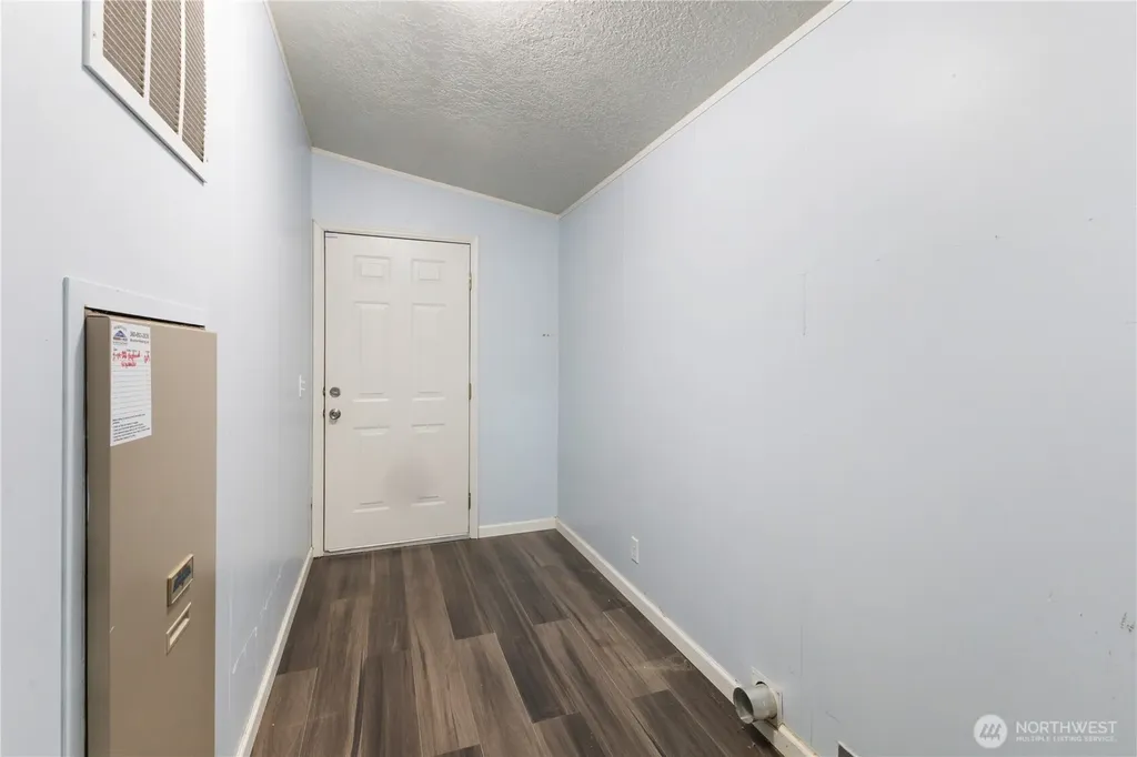 260 E Lansky Drive Shelton WA 98584