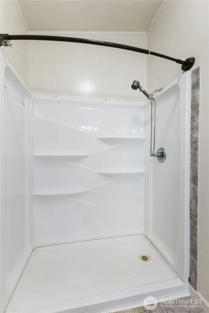 260 E Lansky Drive Shelton WA 98584