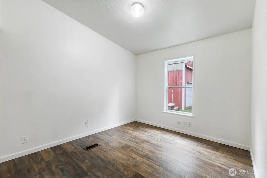 260 E Lansky Drive Shelton WA 98584