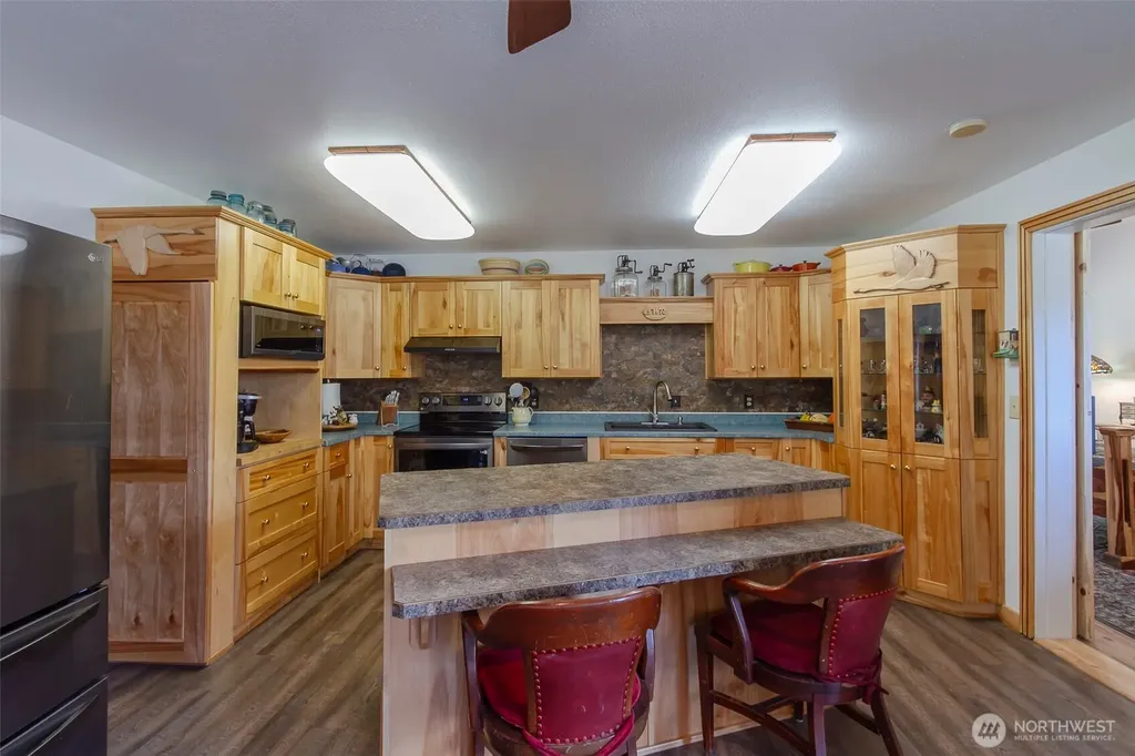 3829 Deep Lake Boundary Road Colville WA 99114