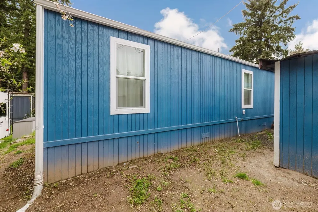 2115 Rocky Point Road NW Bremerton WA 98312