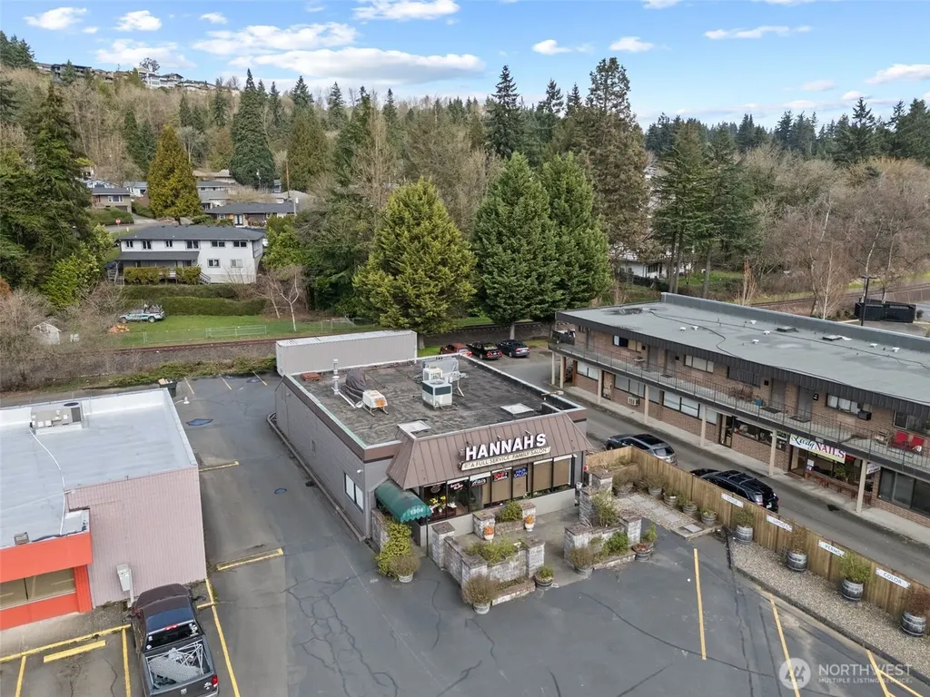 1304 Ocean Beach Highway Longview WA 98632
