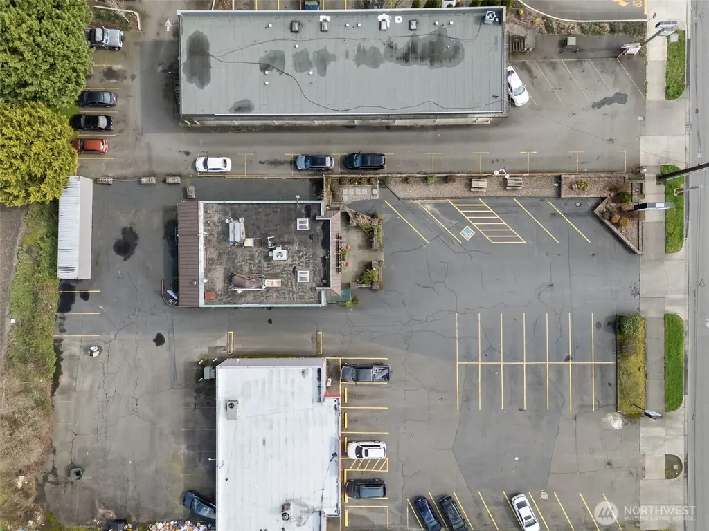 1304 Ocean Beach Highway Longview WA 98632