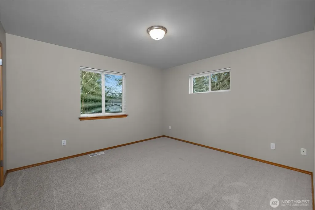 4736 Kapalea Way SE Lacey WA 98503