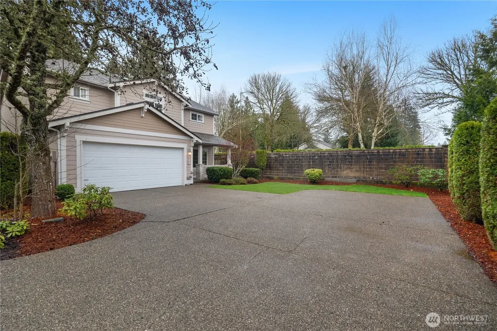 4736 Kapalea Way SE Lacey WA 98503