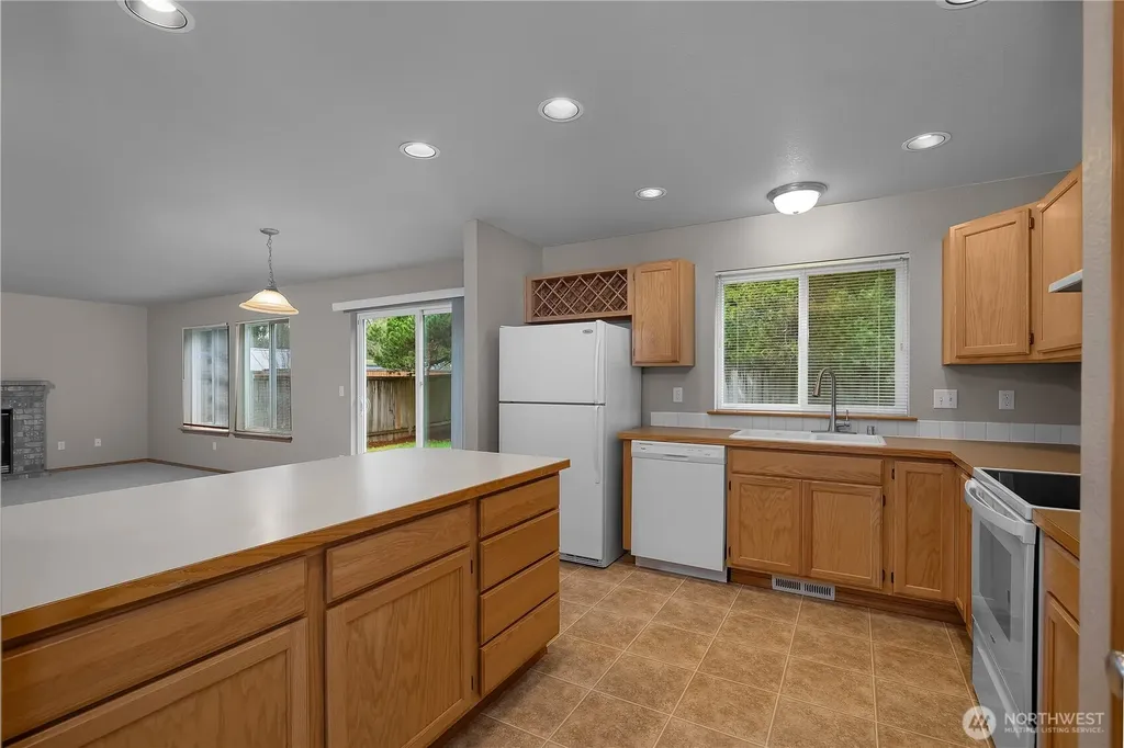 4736 Kapalea Way SE Lacey WA 98503