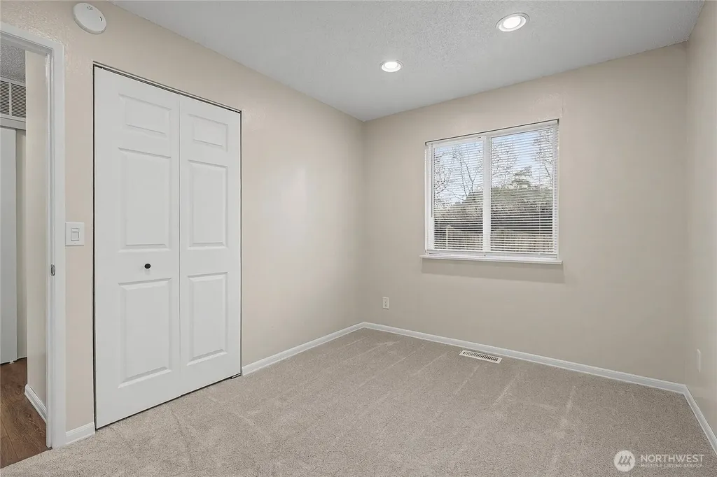 3214 Pike Street SE Auburn WA 98002