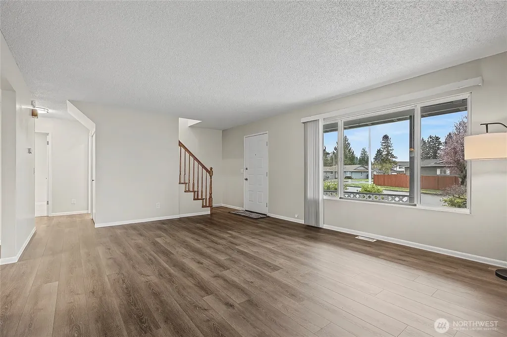 3214 Pike Street SE Auburn WA 98002