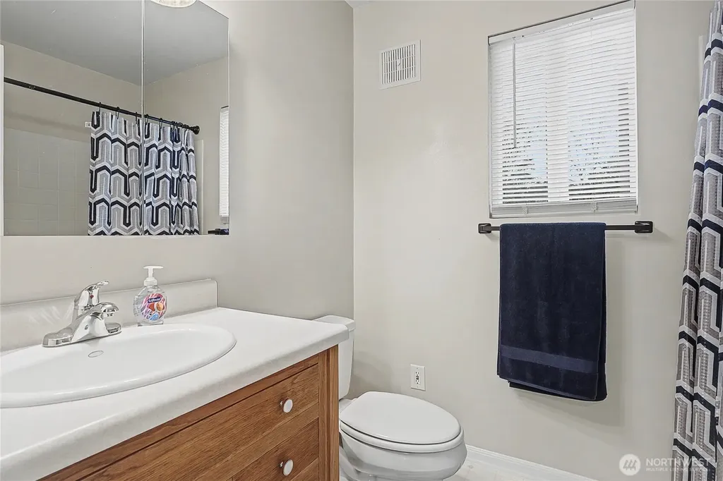 3214 Pike Street SE Auburn WA 98002