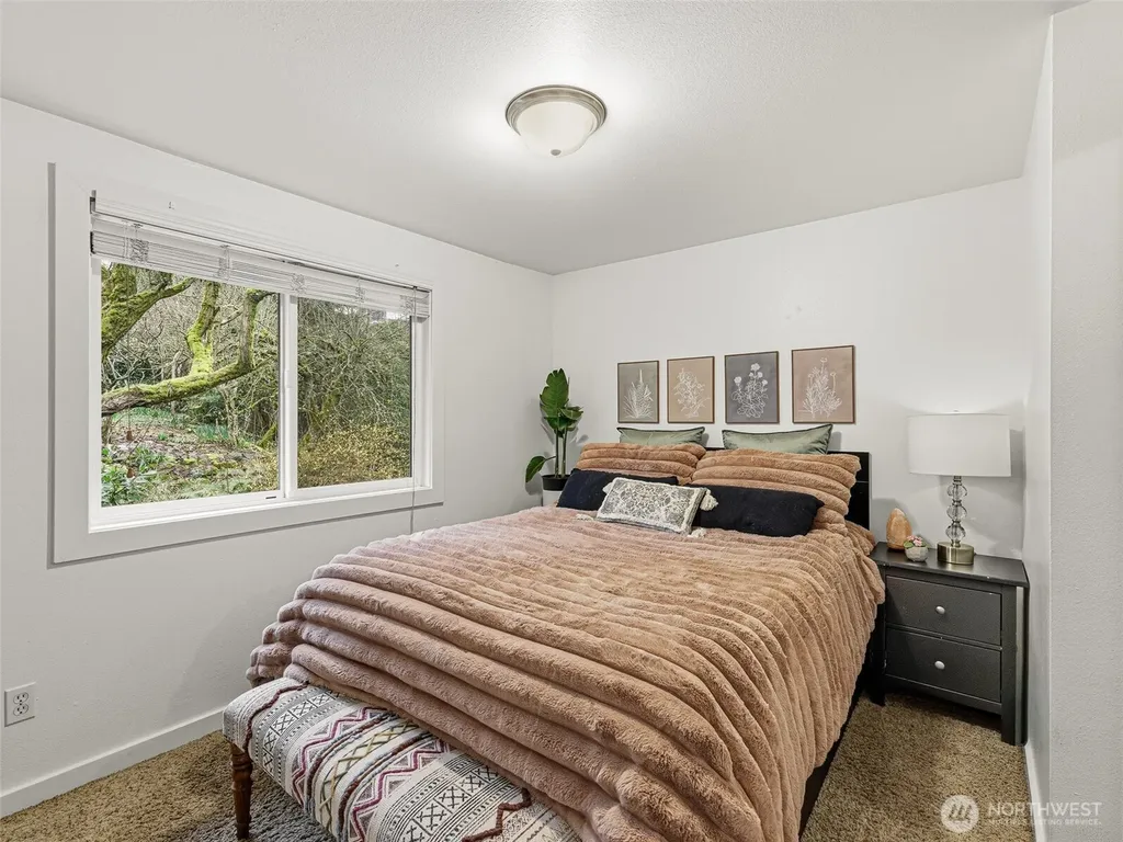 301 W Raye Street Seattle WA 98119