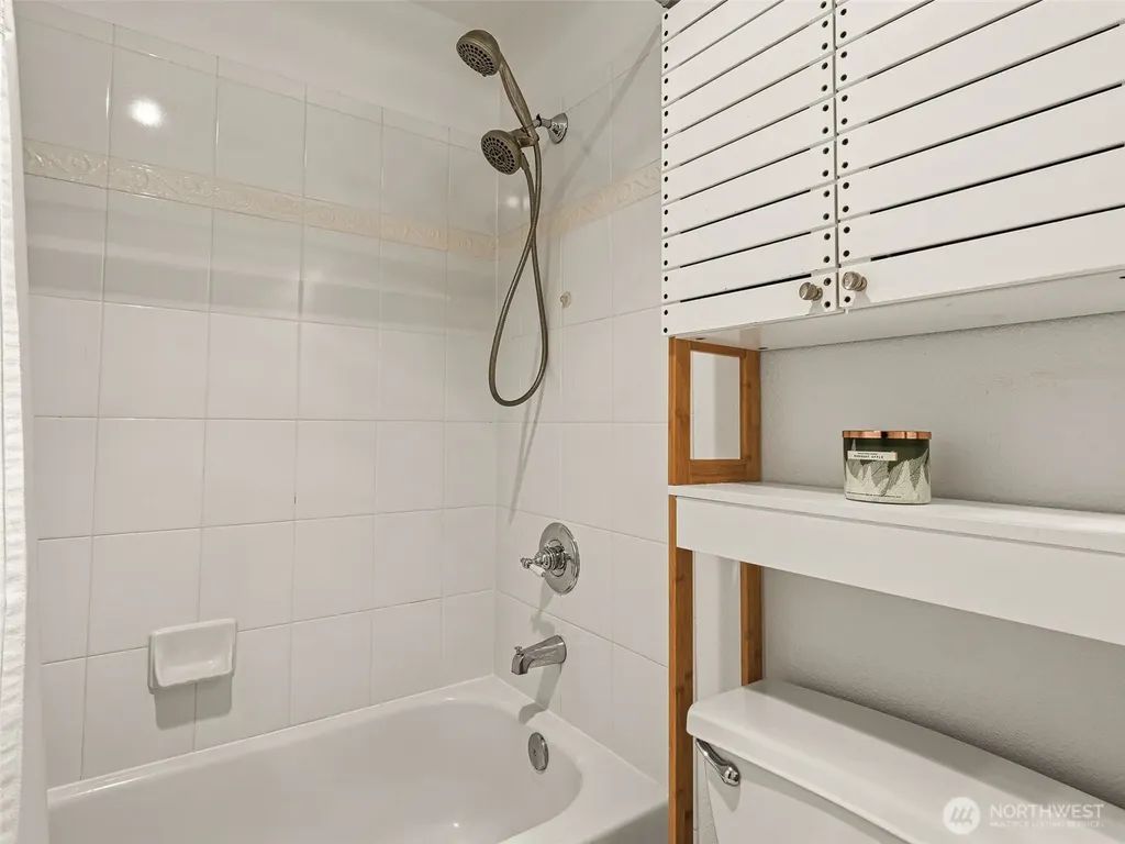301 W Raye Street Seattle WA 98119