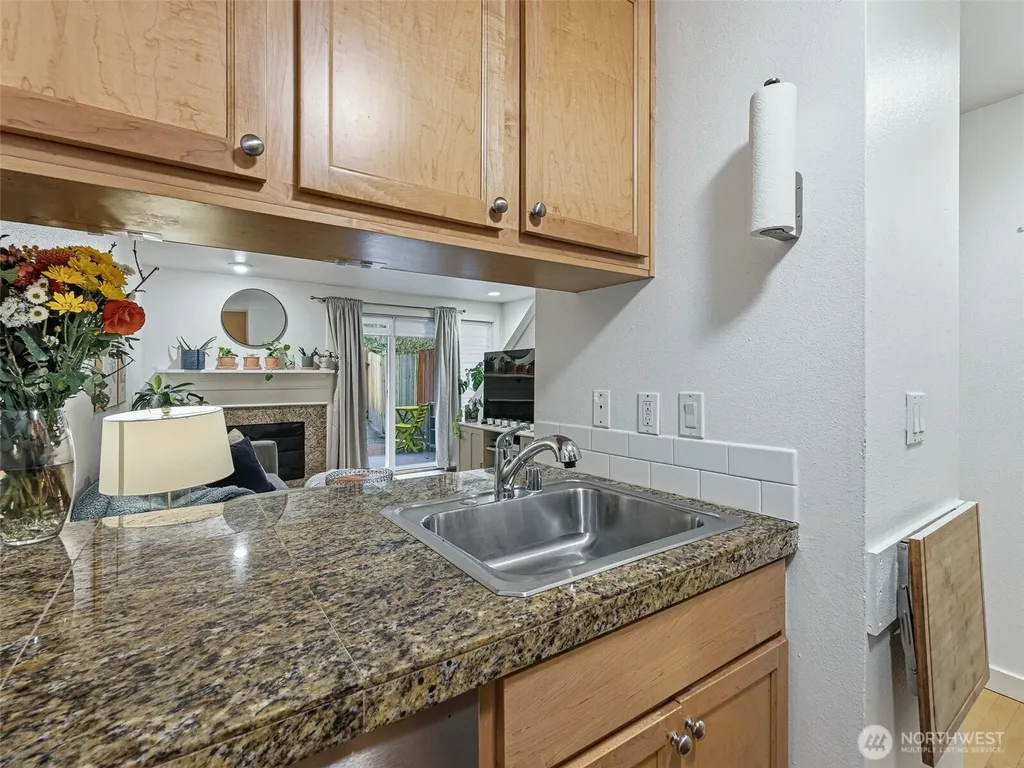 301 W Raye Street Seattle WA 98119