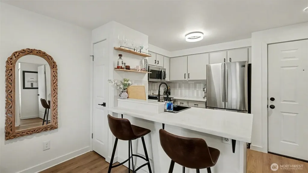 9200 Greenwood Avenue N Seattle WA 98103
