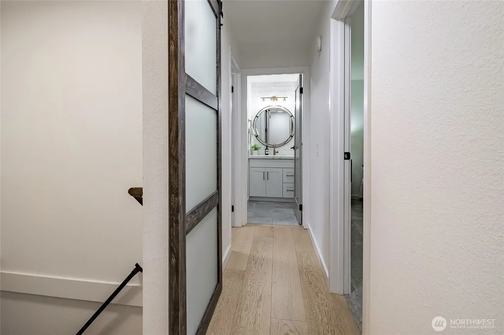 1607 102nd Place NE Bellevue WA 98004