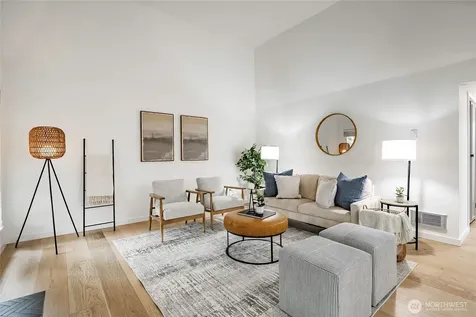 1607 102nd Place NE Bellevue WA 98004