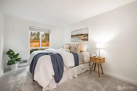 1607 102nd Place NE Bellevue WA 98004