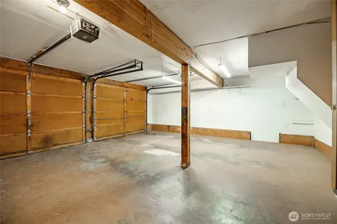 1607 102nd Place NE Bellevue WA 98004