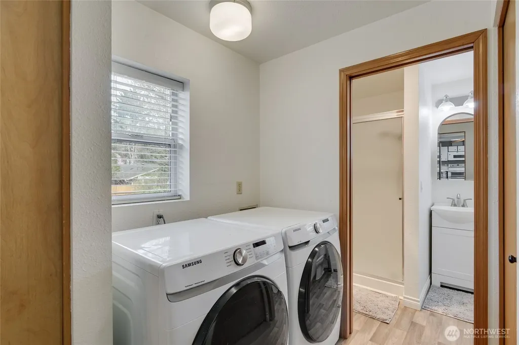 1228 NW Westridge Street Vancouver WA 98665