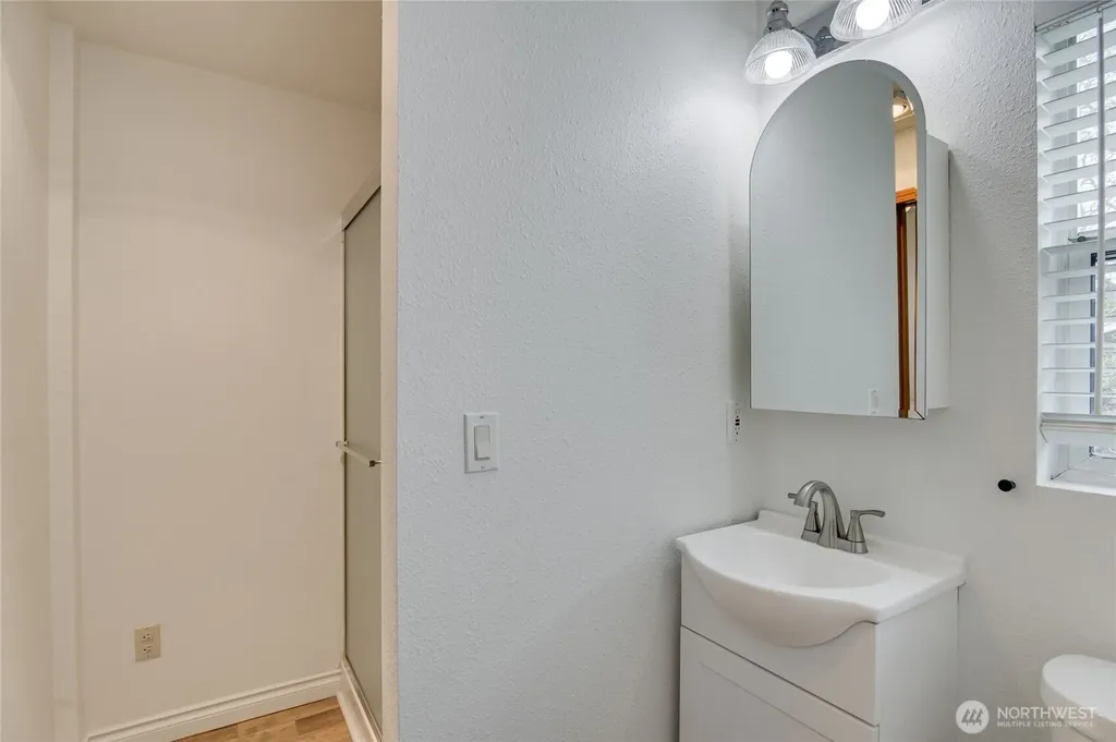 1228 NW Westridge Street Vancouver WA 98665