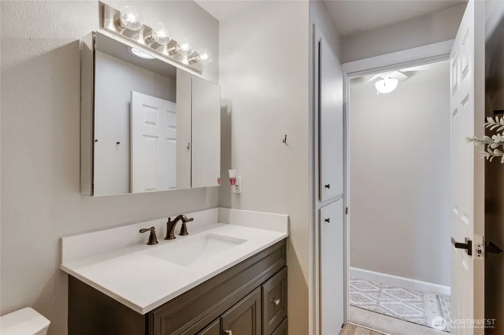 1228 NW Westridge Street Vancouver WA 98665