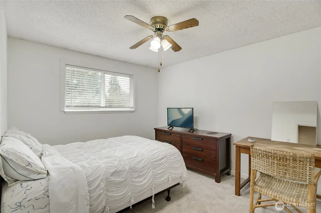 1228 NW Westridge Street Vancouver WA 98665