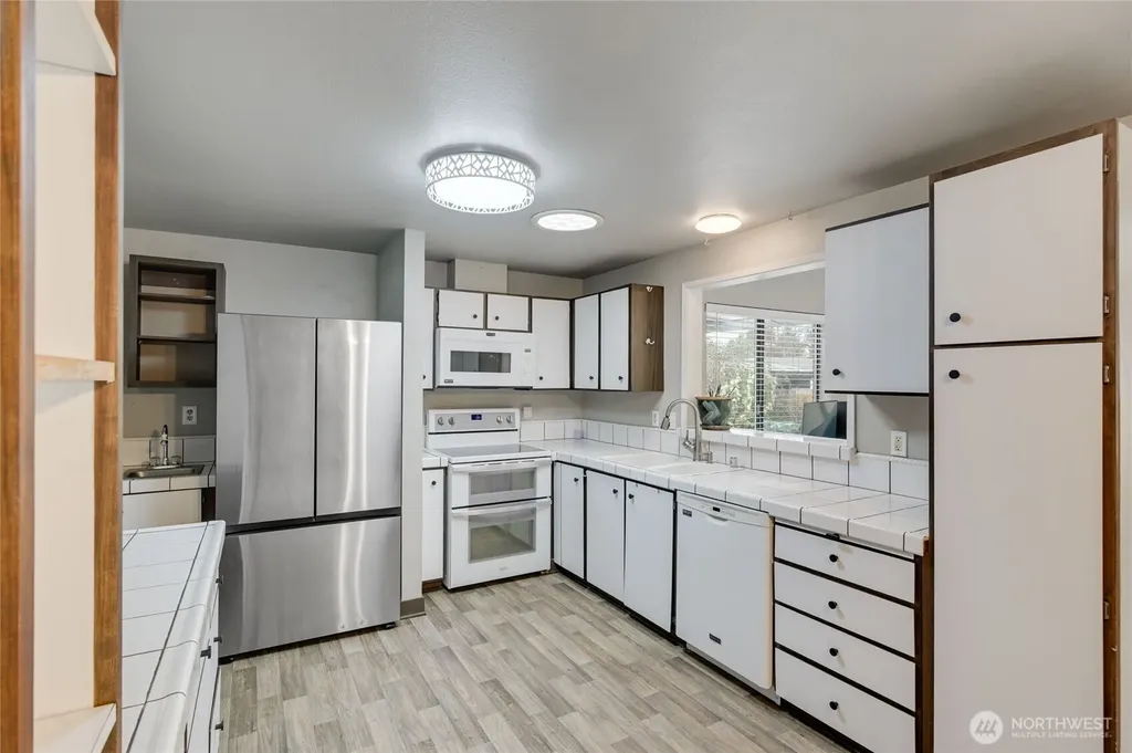 1228 NW Westridge Street Vancouver WA 98665