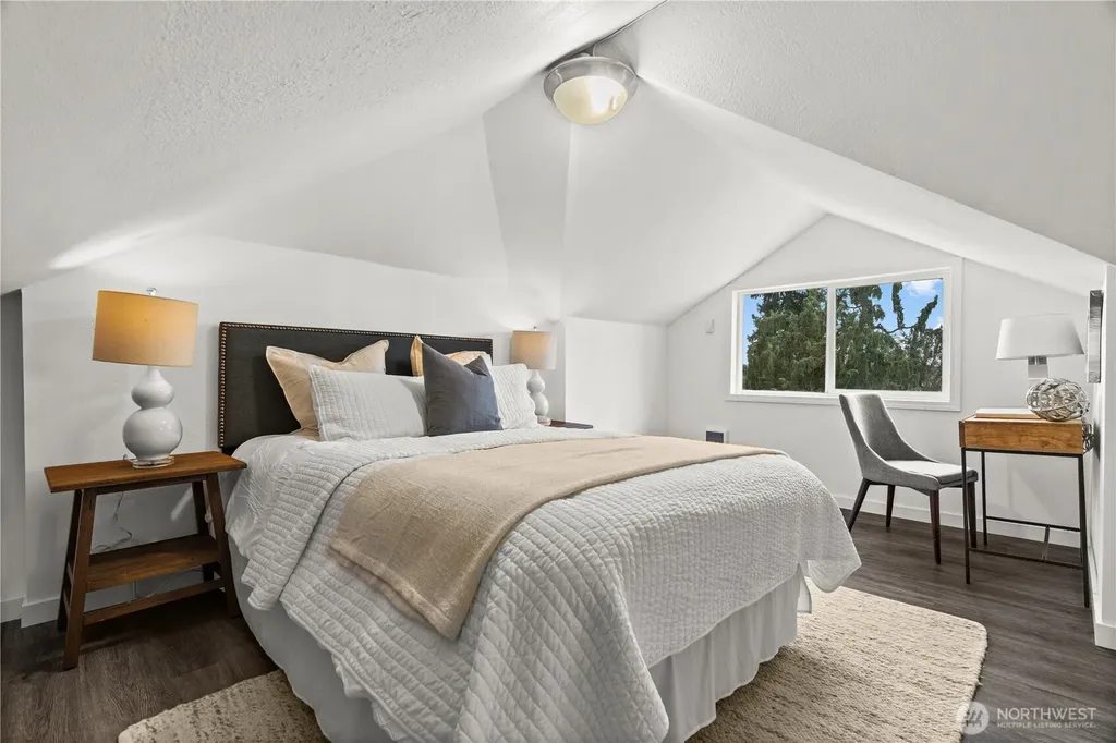 5518 39th Avenue S Seattle WA 98118