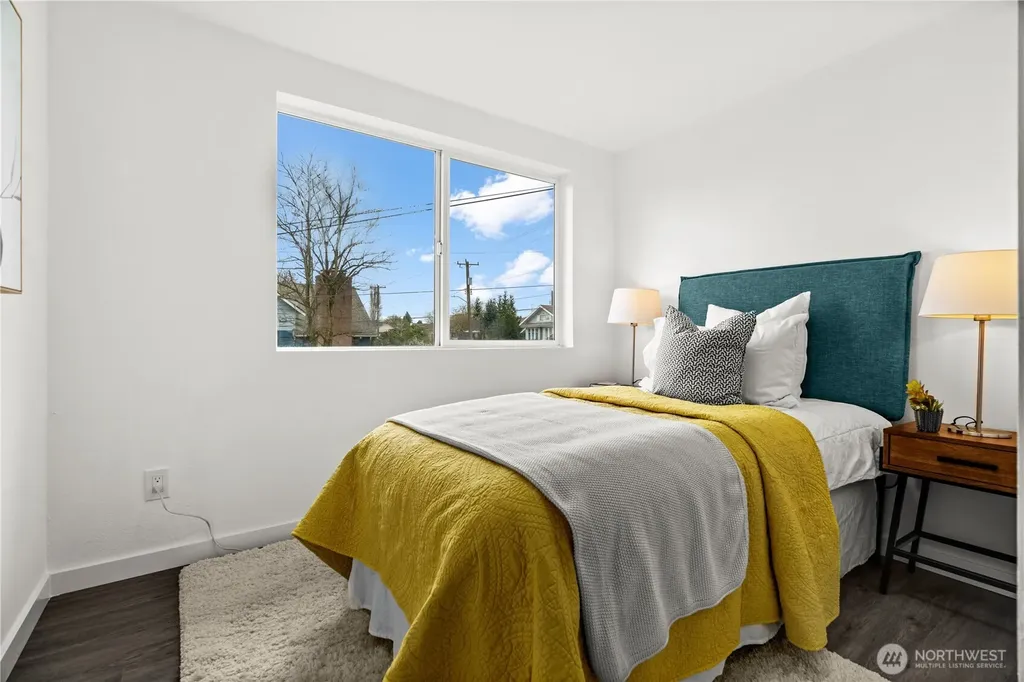 5518 39th Avenue S Seattle WA 98118