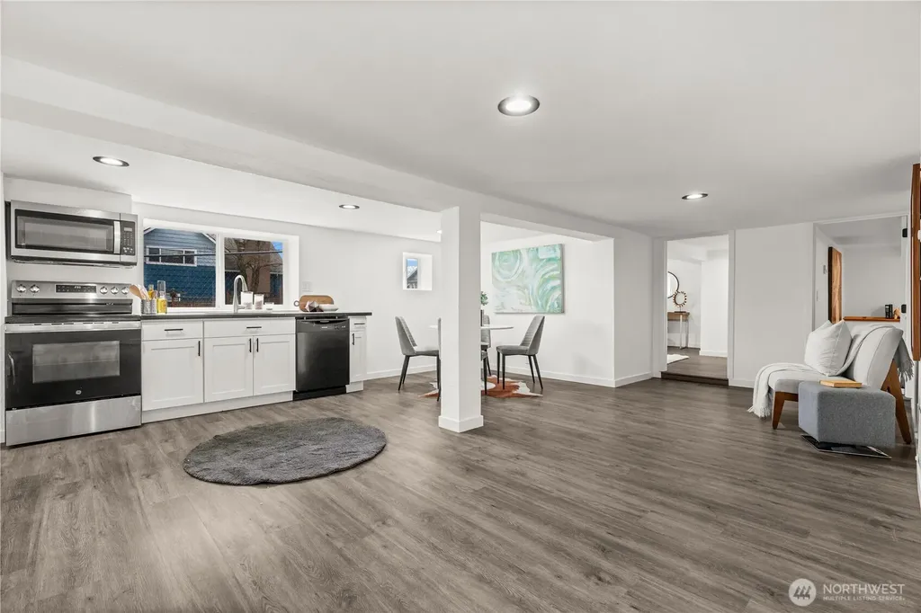 5518 39th Avenue S Seattle WA 98118