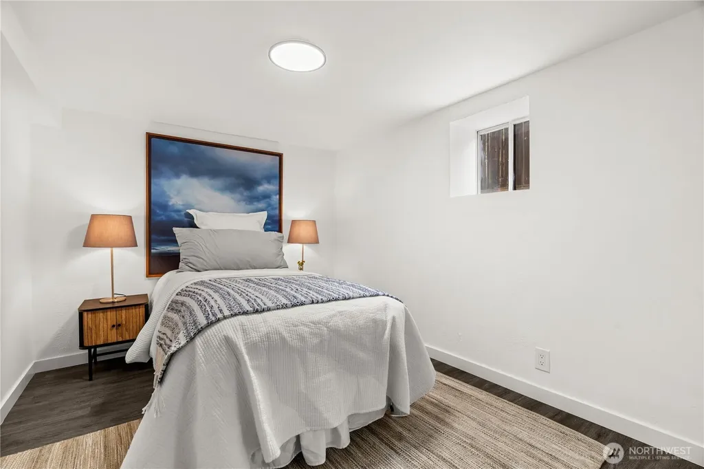 5518 39th Avenue S Seattle WA 98118