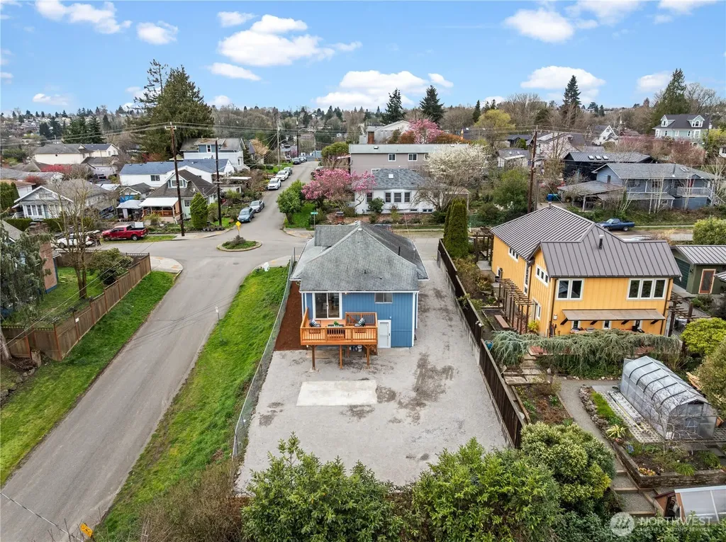5518 39th Avenue S Seattle WA 98118