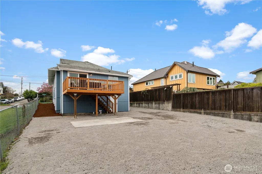 5518 39th Avenue S Seattle WA 98118